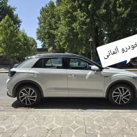 فولکس‌واگن T-Roc 2024 فقط ۲۳۰۰ کارکرد در حد صفر