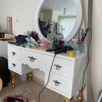 کنسول چوب و صندلی اصلاح آرایشگاهی