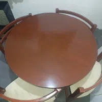 میز غذاخوری ۴نفره سالم