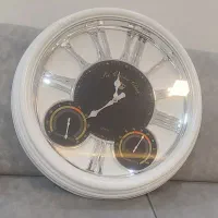 ساعت دیواری