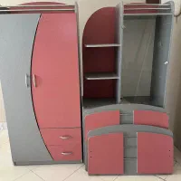 تخت نوجوان ویترین و کمد لباس