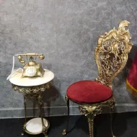 ست صندلی برنزی میز تلفن و تلفن ایستاده برنجی|میز تلفن|تهران, نیروی هوایی (پیروزی)|دیوار