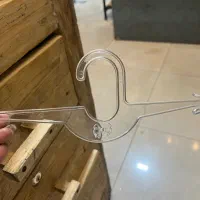 آویز لباس