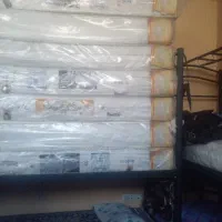 تعدادی تخت وتشک ۲طبقه درحدنو برای خوابگاه