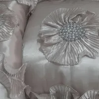 رو تختی نو عروس