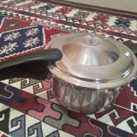 زودپز در حد نو چند بار بیشتر استفاده نشوده