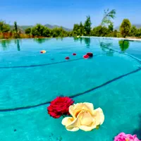 ویلا باغ اجاره  لاک چری با ویوی بینظیر|اجارهٔ کوتاه‌مدت ویلا و باغ|مریوان, |دیوار