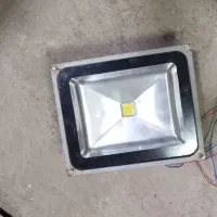 چاغ نورافکن ال ای دی