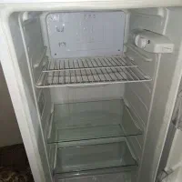 یخچال فریزر و یک عدد گلیم شش متری|یخچال و فریزر|تهران, خرمشهر|دیوار