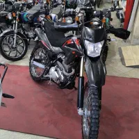 تریل mkz250|موتورسیکلت|میانه, |دیوار