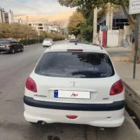 پژو ۲۰۶ تیپ ۳ سقف پانوراما|خودرو سواری و وانت|شیراز, فرگاز|دیوار