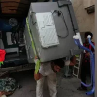 کارگر حمل وجابجایی اساس منزل