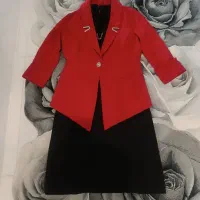 کت و سارافون در حد نو سایز 42تن خور بسیار شیک