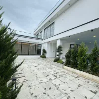 بمب آخرهفته/باغویلادوبلکس سنداستخرروف۳۰۰م پول لازم