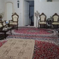 آپارتمان ۹۰متری طبقه +۱ بین جماران ۲۸و۳۰|اجارهٔ آپارتمان|مشهد, شهید قربانی|دیوار
