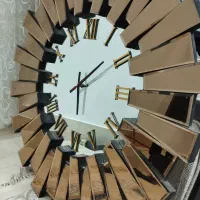 ساعت اینه ای خورشیدی