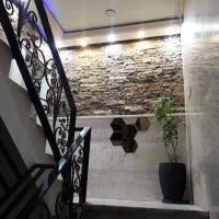 ۱۹۰ مترسالن بر خیابان ۳۰ متری جی شلوغ/باشگاه ورزشی