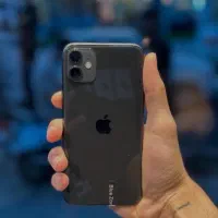 ایفون ۱۱نرمال تمیز رنگ سیاه