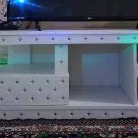 جاکفشی کمدمیز تلویزیون