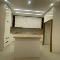 نیاوران ۱۲۸ متری ۲خوابه ۴پارکینگ