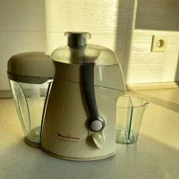 آبمیوه گیری مولینکس