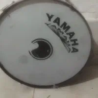 طبل ۱۵۰ سانت|درام و پرکاشن|گلستان (تهران), |دیوار