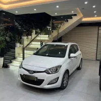 هیوندای i20