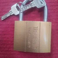 فروش چند عدد قفل