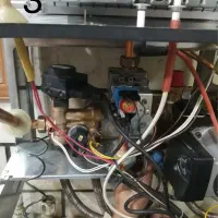 پکیج ایران رادیاتور ۲۴ هزار و ۲۸ هزار|آبگرمکن، پکیج، شوفاژ|زاهدان, |دیوار