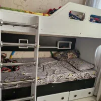 تخت دو طبقه.|تخت و سرویس خواب|اسلام‌شهر, شهرک واوان|دیوار