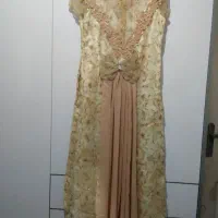 لباس مجلسی|لباس|رباطکریم, شترخوار|دیوار