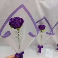 گل ربانی تک شاخه