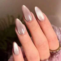 آموزش تخصصی و تضمینی کاشت ناخن