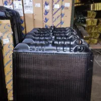 رادیاتور خاور مینی بوس نیسان|قطعات یدکی و لوازم جانبی|همدان, |دیوار