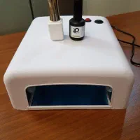 دستگاه UV ناخن