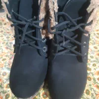 کفش نو|کیف، کفش، کمربند|اصفهان, فجر|دیوار