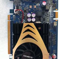 گرافیک ۱ گیگ گیگا|قطعات و لوازم جانبی رایانه|قم, دورشهر|دیوار