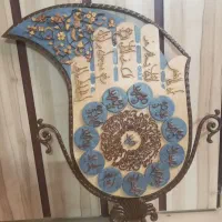 تمثال دست با قاب فلزی سنگین