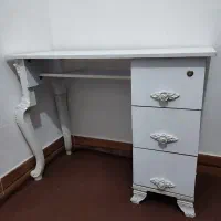 میز ناخن و صندلی جک دار|آرایشگاه و سالنهای زیبایی|نهاوند, |دیوار