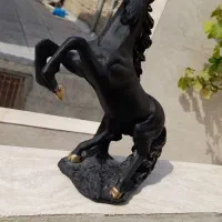 مجسمه دکوری ۱۰۰ تومن