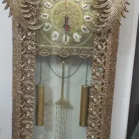 ست ساعت ومیز تلویزیون برنز