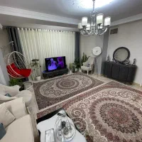 68متری طبقه اول دو خواب پارکینگ اختصاصی