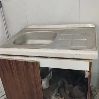 زیر روشویی با سینک