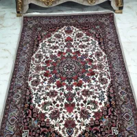 فرش دستبافت با بهترین نخ خارجی