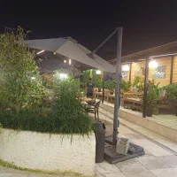 استخدام نیروی کار خانم و آقا در  کافه رستوران