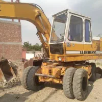 بیل مکانیکی ۹۱۲