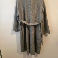 پالتو|لباس|مشکیندشت, |دیوار