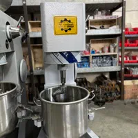 میکسر و پهن کن قنادی