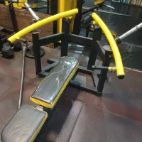 دستگاه پرس و بالا سینه