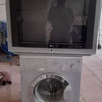 سلام.یک عدد تلوزیون یک عدد لباسشویی رنگ نقره‌ای